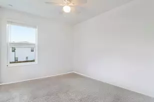 303 SE Halifax Ln, Stuart, FL 34994 - Photo 19