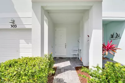 303 SE Halifax Lane, Stuart, FL 34994 - Photo 23
