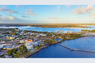 303 SE Halifax Lane, Stuart, FL 34994 - Photo 35