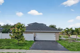 21724 Little Bear Way, Boca Raton, FL 33428 - Photo 9