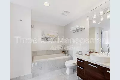 253 NE 2nd Street #2202, Miami, FL 33132 - Photo 9