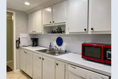 950 Ponce De Leon Road #309, Boca Raton, FL 33432 - Photo 9