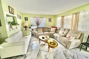 166 Sheffield G, West Palm Beach, FL 33417 - Photo 1