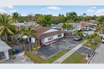 415 SW 61st Terrace, Margate, FL 33068 - Photo 5