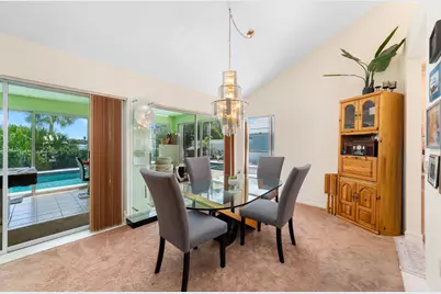 2370 Saratoga Bay Drive, West Palm Beach, FL 33409 - Photo 13