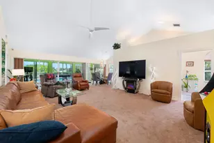 2370 Saratoga Bay Dr, West Palm Beach, FL 33409 - Photo 7
