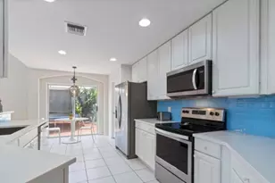 23426 Alzira Cir, Boca Raton, FL 33433 - Photo 3