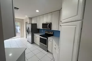 23426 Alzira Cir, Boca Raton, FL 33433 - Photo 5