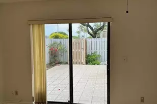 417 Arabian Rd, Palm Springs, FL 33461 - Photo 7