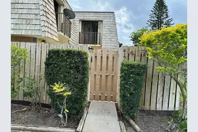 417 Arabian Road, Palm Springs, FL 33461 - Photo 1