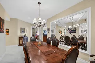 113 Palm Point Cir, Palm Beach Gardens, FL 33418 - Photo 9