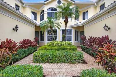 113 Palm Point Circle #A, Palm Beach Gardens, FL 33418 - Photo 1