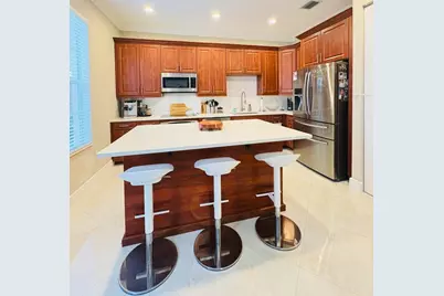 6956 Julia Gardens Drive, Coconut Creek, FL 33073 - Photo 9