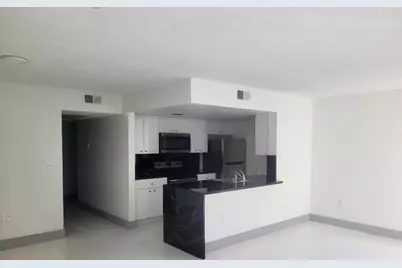 3208 Coral Lake Lane #3208, Coral Springs, FL 33065 - Photo 5