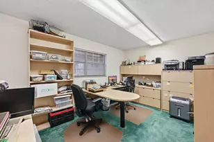 630 Tennis Club Dr, Wilton Manors, FL 33311 - Photo 15