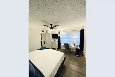 1917 Stratford Way, West Palm Beach, FL 33409 - Photo 13