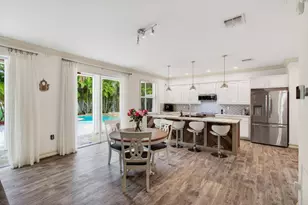 9732 Phipps Ln, Wellington, FL 33414 - Photo 31