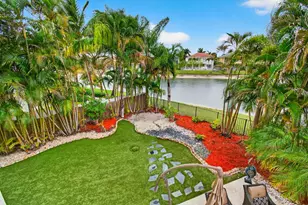 9732 Phipps Ln, Wellington, FL 33414 - Photo 59