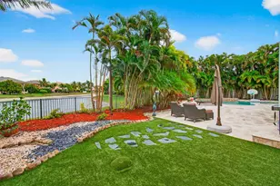 9732 Phipps Ln, Wellington, FL 33414 - Photo 11