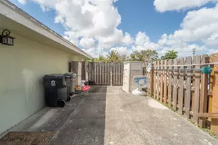 3194 Pebble Beach Dr, Lake Worth, FL 33467 - Photo 51