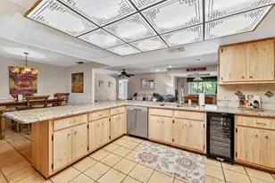 3194 Pebble Beach Dr, Lake Worth, FL 33467 - Photo 7