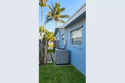 8381 NW 28th Place, Sunrise, FL 33322 - Photo 3