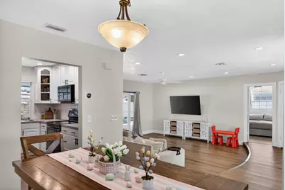 4451 NW 7th Street, Coconut Creek, FL 33066 - Photo 19