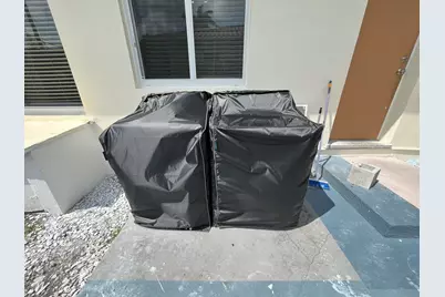 12055 NE 9th Avenue, Biscayne Park, FL 33161 - Photo 19