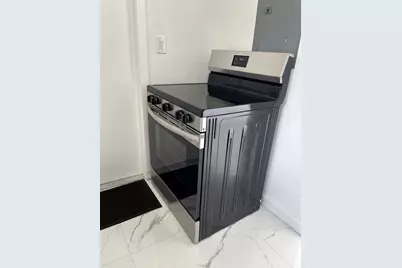 12055 NE 9th Avenue, Biscayne Park, FL 33161 - Photo 13