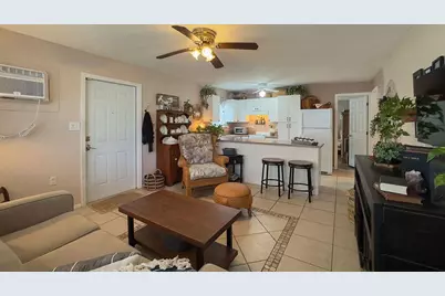 902 NE 34th Street, Oakland Park, FL 33334 - Photo 3