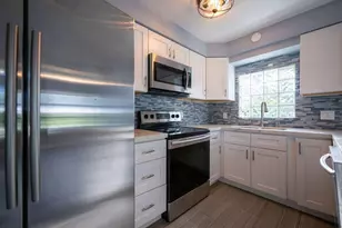 902 NE 34th St, Oakland Park, FL 33334 - Photo 55