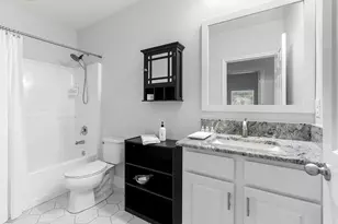 535 Valencia Cir SW, Vero Beach, FL 32968 - Photo 35