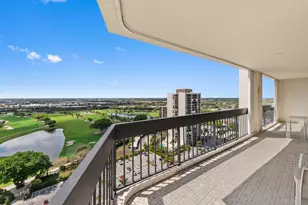 2400 Presidential Way, West Palm Beach, FL 33401 - Photo 3