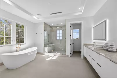 310 SE 9th Court, Pompano Beach, FL 33060 - Photo 13