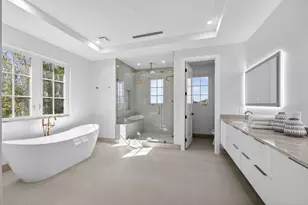 310 SE 9th Ct, Pompano Beach, FL 33060 - Photo 13