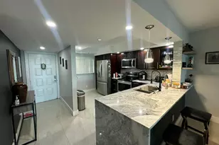 3178 Via Poinciana, Greenacres, FL 33467 - Photo 9