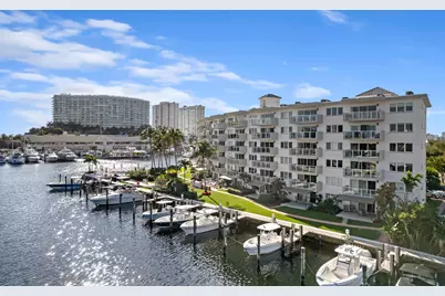 140 NE 28th #604, Pompano Beach, FL 33062 - Photo 1