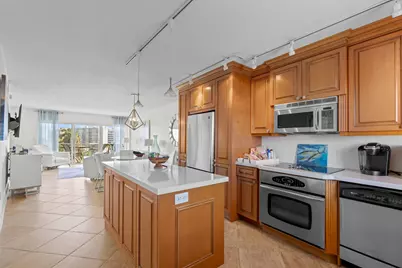 140 NE 28th #604, Pompano Beach, FL 33062 - Photo 7