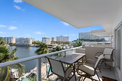 140 NE 28th #604, Pompano Beach, FL 33062 - Photo 3