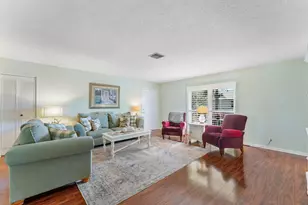 2015 S Seacrest Blvd, Boynton Beach, FL 33435 - Photo 3