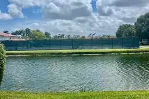 311 Club Dr, Palm Beach Gardens, FL 33418 - Photo 11