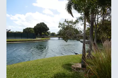 311 Club Drive, Palm Beach Gardens, FL 33418 - Photo 3