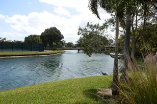 311 Club Dr, Palm Beach Gardens, FL 33418 - Photo 3