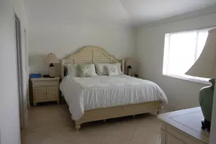 311 Club Dr, Palm Beach Gardens, FL 33418 - Photo 9