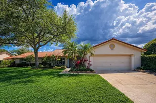 1966 SW 105th Ave, Davie, FL 33324 - Photo 1