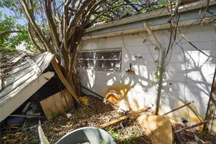 1913 Wyoming Ave, Fort Pierce, FL 34982 - Photo 39