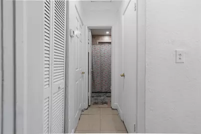 4970 E Palm Court, Hialeah, FL 33013 - Photo 17