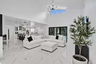 861 Mockingbird Ln, Plantation, FL 33324 - Photo 7