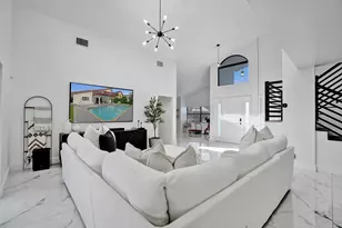 861 Mockingbird Ln, Plantation, FL 33324 - Photo 9