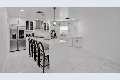 861 Mockingbird Lane, Plantation, FL 33324 - Photo 11